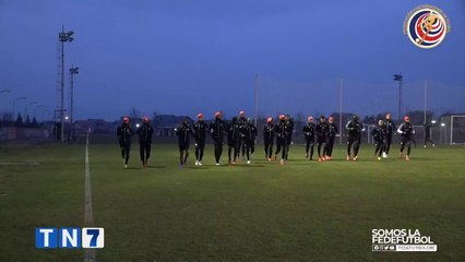 Rónald González tendrá experiencia y juventud en la media cancha contra Bosnia