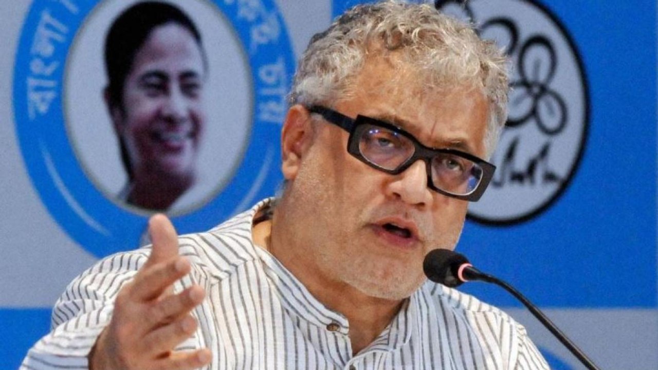 Women will wear sarees the way they want: O'Brien