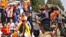 #Telangana : ABVP Demands Government To Immediately Release The Notification For 1,90,000 Jobs