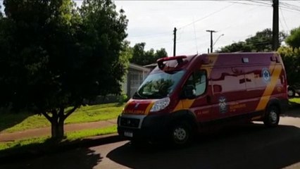 Descargar video: Corpo de Bombeiros atende vítima que passou mal em residência no Morumbi