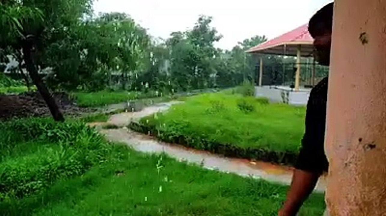 It's raining?! hahahhaha