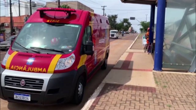 Homem fica ferido ao cair de bicicleta na Avenida Barão do Rio Branco