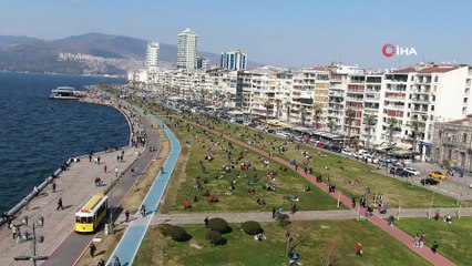 Vatandaşlar Kordon'a Akın Etti, Yoğunluk Böyle Görüntülendi