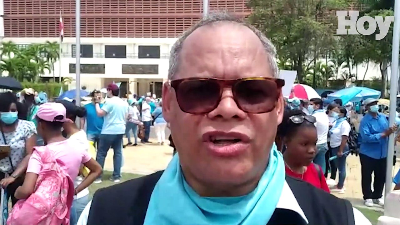 Reverendo Fidel Lorenzo acusa a funcionarios de censurar empleados apoyan causales