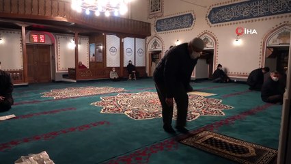 Berat Kandili dualarla ihya edildi