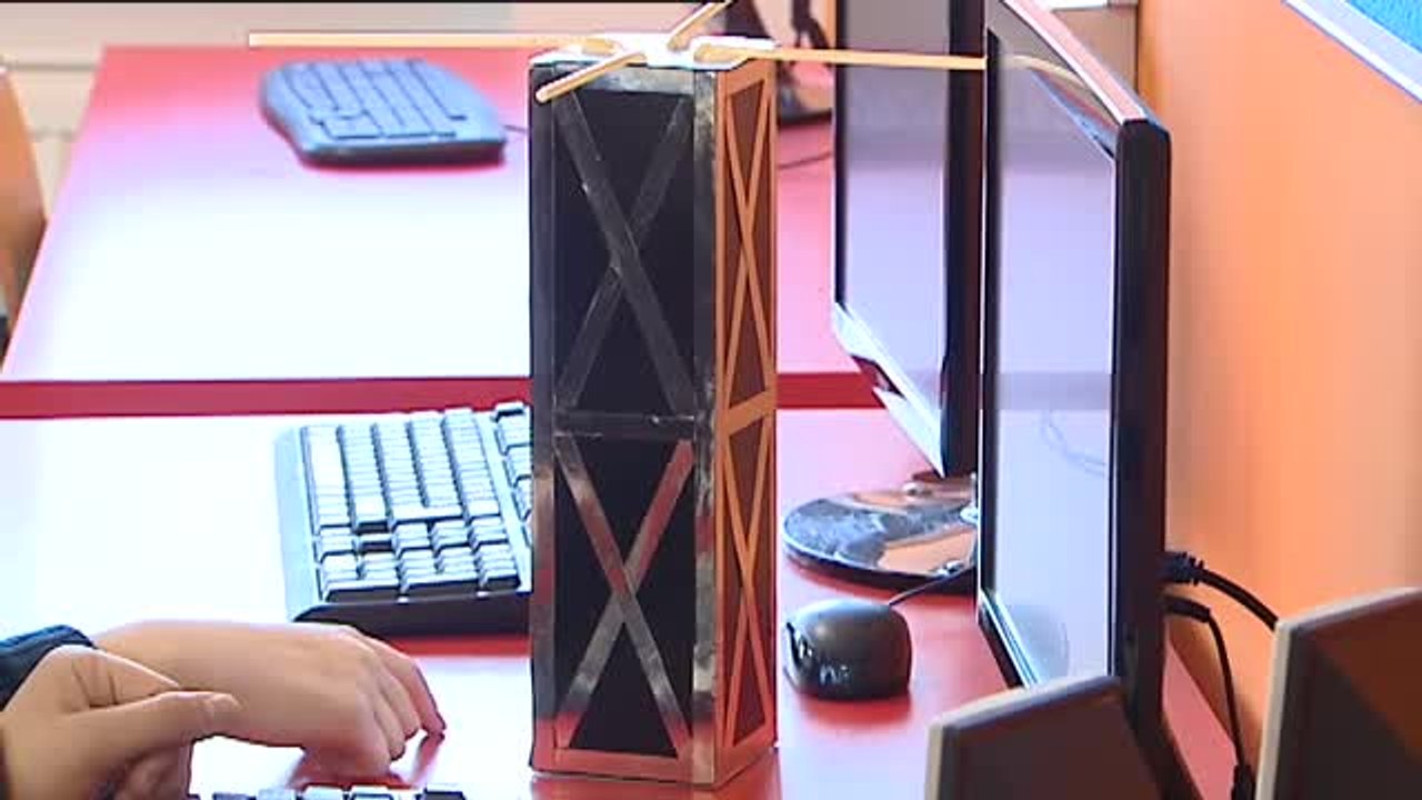 Alumnos de un instituto público de Madrid lanzarán un nano satélite al espacio