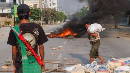 Denuncian más de 90 muertes en nueva jornada de represión en Birmania