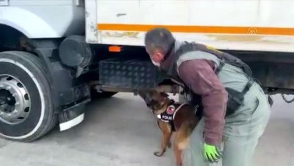 Kamyonun yakıt deposunda 104 kilo 400 gram eroin ele geçirildi