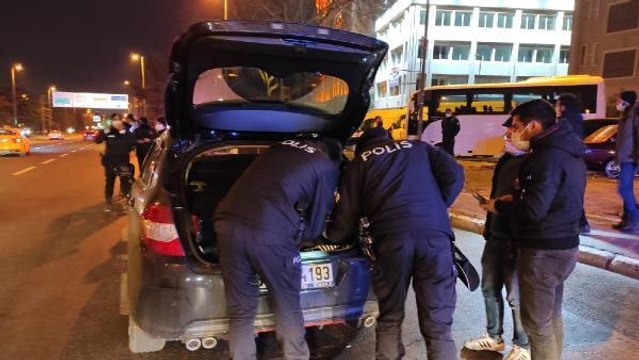 İSTANBUL'DA YILDIRIM EKİPLERİNDEN ASAYİŞ DENETİMİ