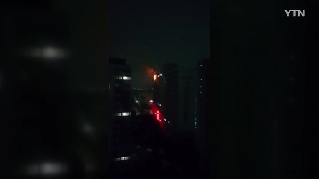 인천 연수구 아파트 가스 폭발 추정 화재...1명 사망 / YTN