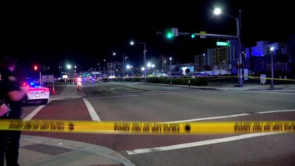 美 버지니아비치 잇단 총격으로 2명 사망, 8명 부상 / YTN