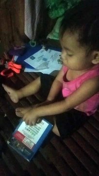 Pamangkin ko daw marunong na gid magbasa