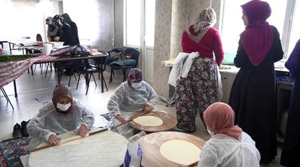 Diyanet kadınları yetim ve öğrenciler için kolları sıvadı