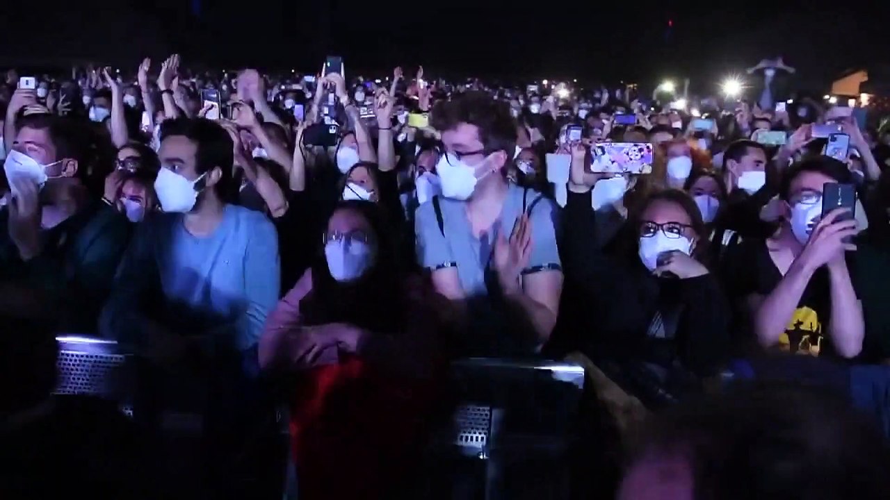 Mit Schnelltest ins Nirwana: 5.000 Fans genießen erstes Großkonzert