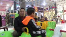 HATAY Down sendromlu Suriyeli Abdulbari, oyun salonunda çalışıp eğleniyor