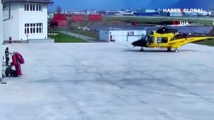 Kalkış sırasında parçalanan helikopter kamerada