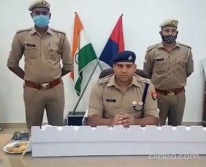 साहसी कार्य करने वाले पुलिसकर्मियों को उत्साहवर्धन हेतु नगद पुरस्कार से सम्मानित किया गया