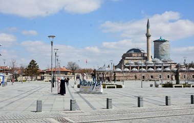 Mevlana Müzesi'nde 'koronavirüs' sessizliği