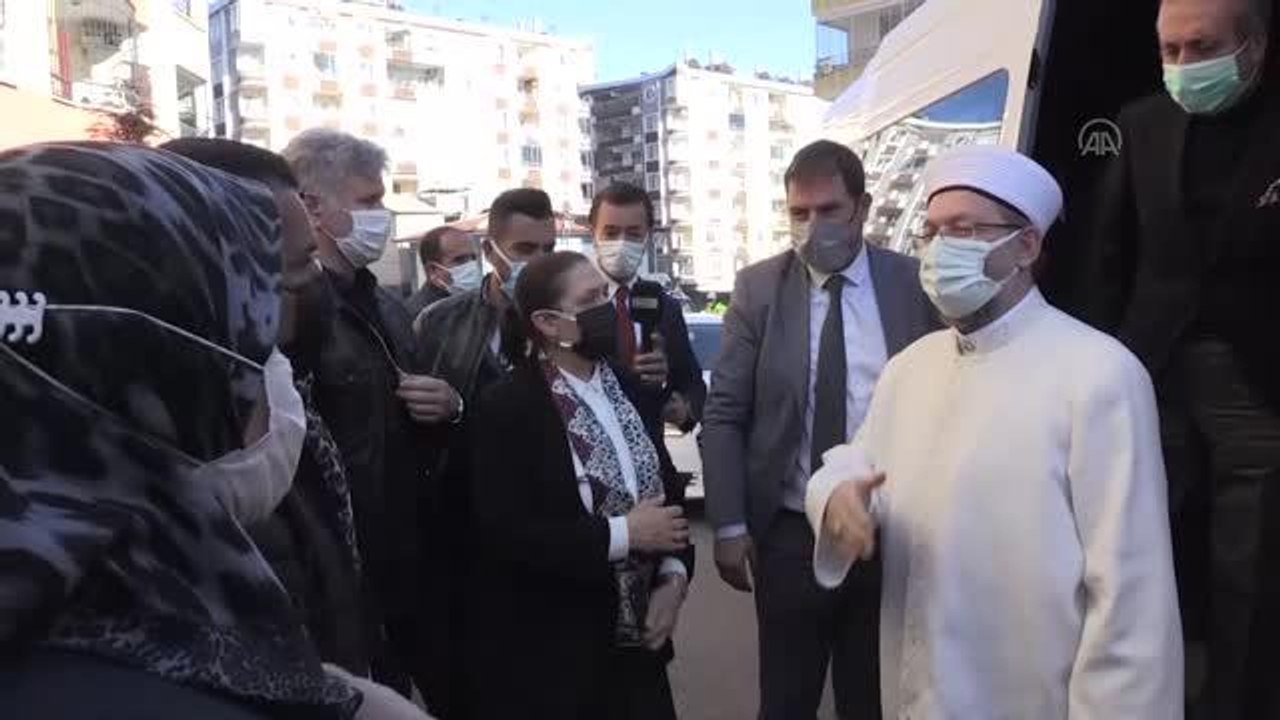 Diyanet İşleri Başkanı Ali Erbaş, Diyarbakır annelerini ziyaret etti Açıklaması