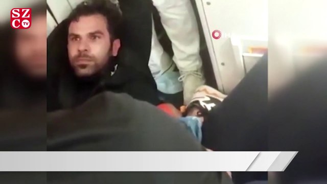 Uçuş sırasında bir yolcu uçağın “acil çıkış kapısını” açmaya çalıştı