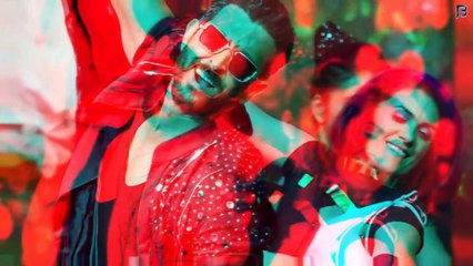 Hrithik Roshan Stylish Power Packed Dance Performance at 66th Filmfare Awards 2021