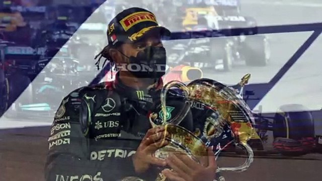 Хэмилтон выиграл стартовый этап Формулы-1