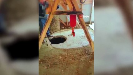 Ormana yapılan kulübede define ararken suçüstü yakalandılar