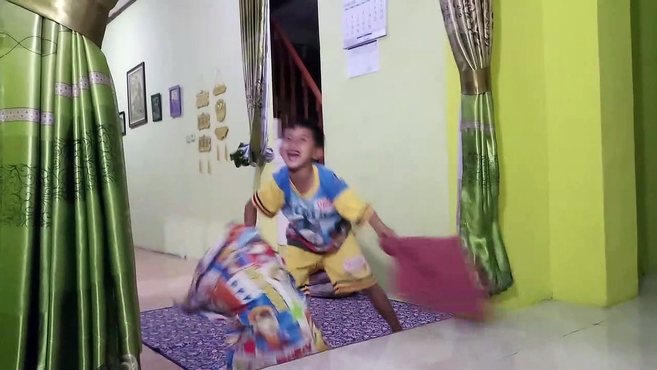Bercandanya si Abhivandaya dan Adelio