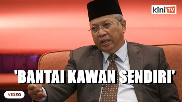 'Jarang di PAU kita bantai kawan sendiri' - Annuar Musa