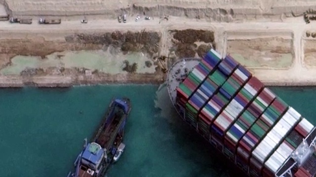 Suezkanal: 'Ever Given' kommt frei
