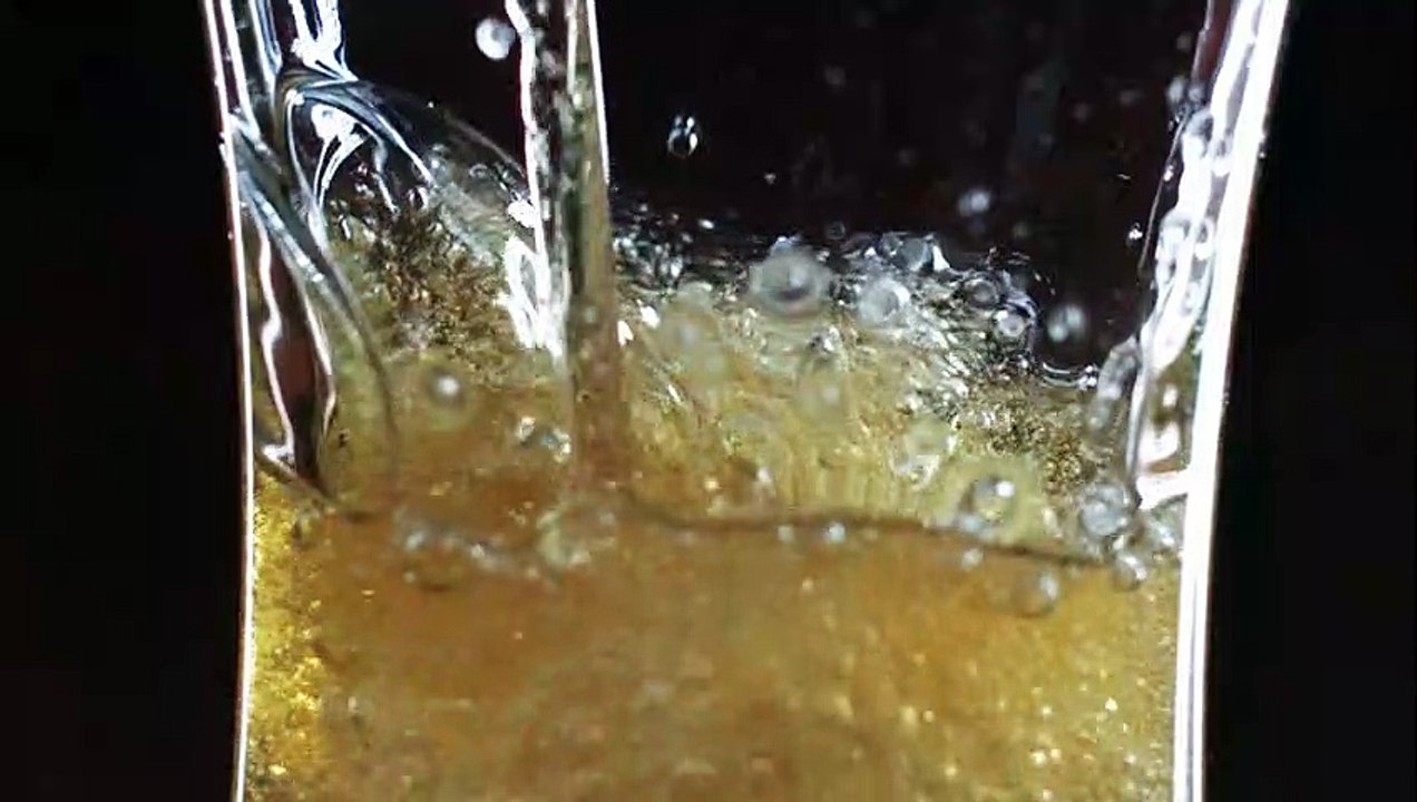 Everything Looks Awesome in Slow Motion (4K UHD HDR10+)