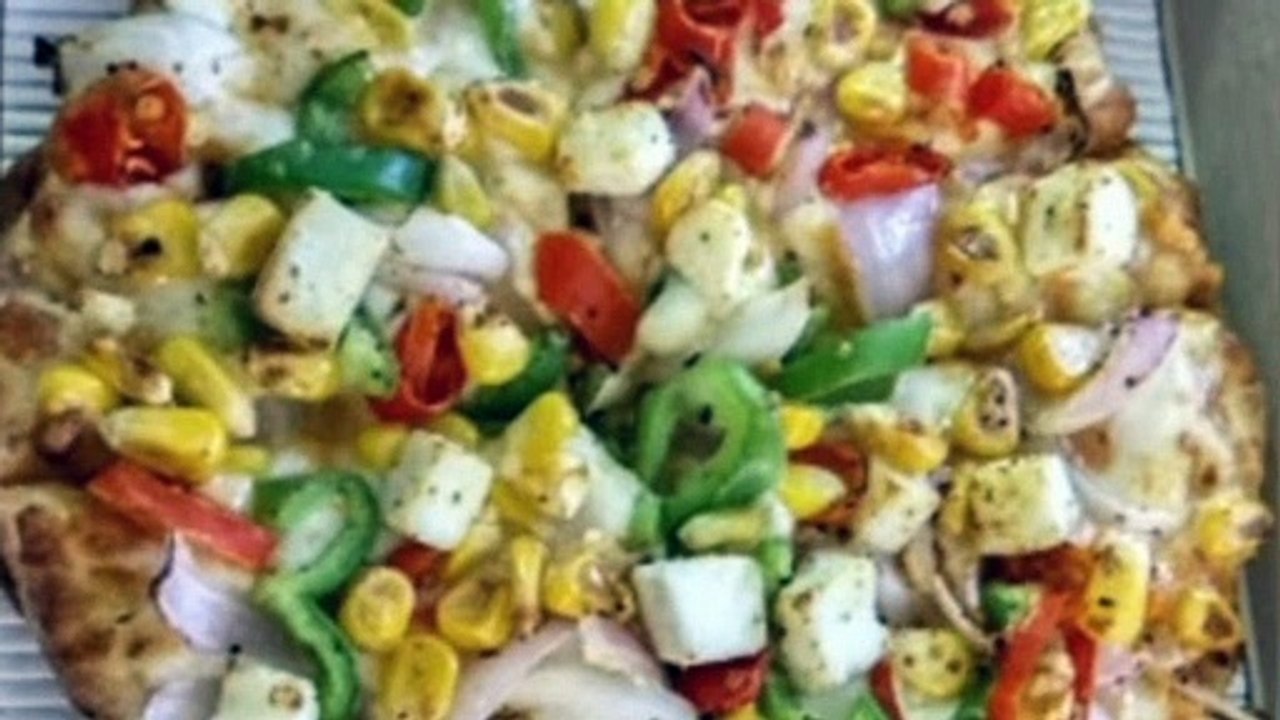 Food Recipe/Food From All India / Different Cuisine From India / Goa Beach M Enjoy Krte Huwe / Enjoying Salty water Bath