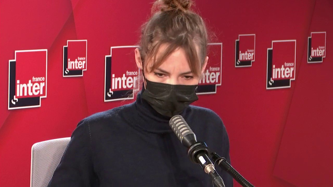 "On défend les soignants à travers la série. C'est des médecins qui ont des failles, comme si les patients les soignaient aussi" (Louise Bourgoin)