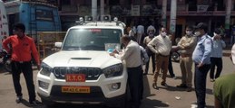 उज्जैन और इंदौर में लॉकडाउन के कारण बस स्टैंड से रविवार को यात्रियों को बसें नहीं मिली