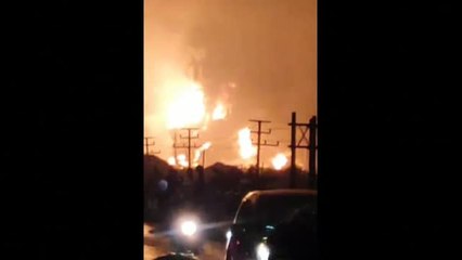 Explota una refinería de petróleo en la isla de Java, en Indonesia
