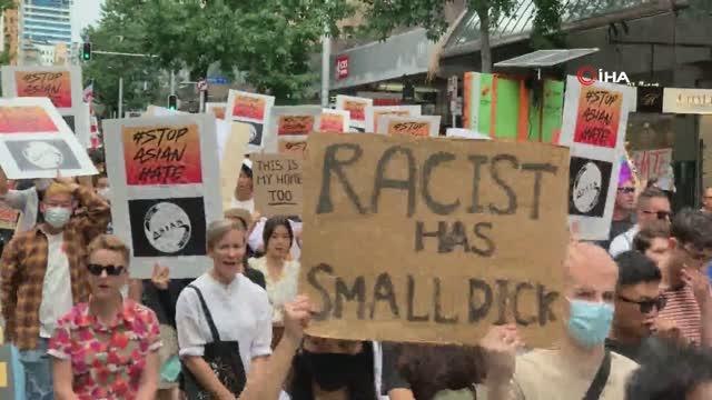 - Yeni Zelandalılardan, Asya ırkçılığına karşı yürüyüş