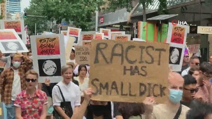 - Yeni Zelandalılardan, Asya ırkçılığına karşı yürüyüş
