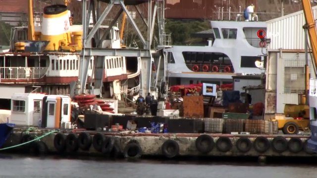 Haliç Tersanesi'nde yangın paniği