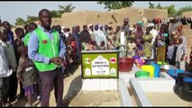 - Mali'de su kuyusu sevinci- Mali'nin N'debougou kentine bağlı Tigabougou köyünde, Simavlı hayırseverler tarafından açılan temiz su kuyusu...