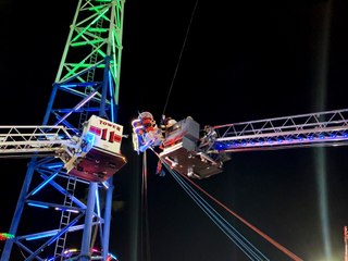 Ils se retrouvent bloqués pendant 2 heures dans une attraction