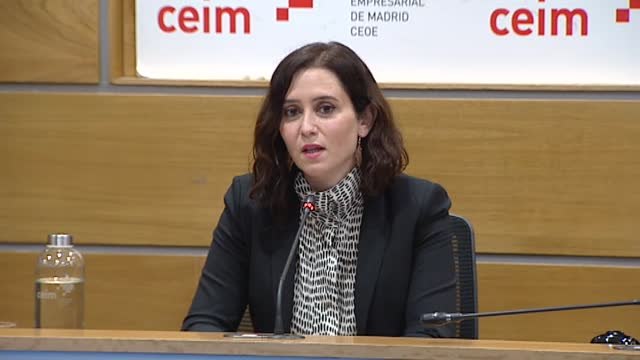 Ayuso: el 'problema' no es si viene un francés a Madrid a beber, es si viene o no contagiado