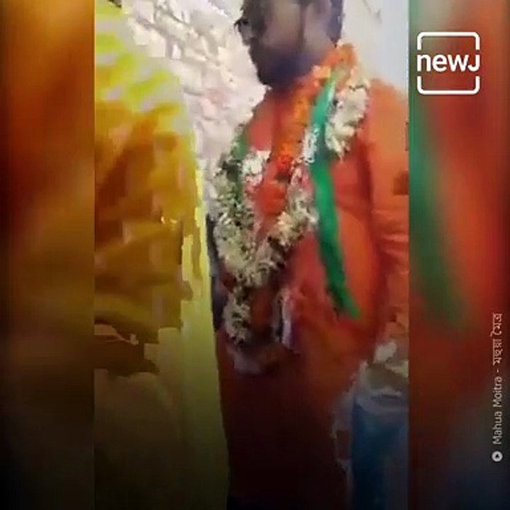 BJP Candidate Mukutmani Adhikari From Ranaghat Dakshin Is Seen To Distribute Money Video Goes Viral