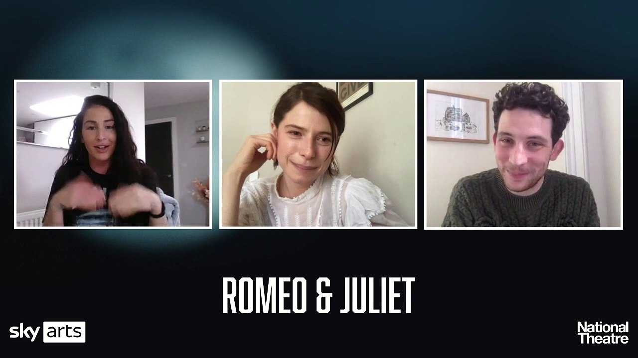 Josh O'Connor & Jessie Buckley are Romeo & Juliet!