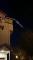 Des debris de la fusée spaceX illuminent le ciel