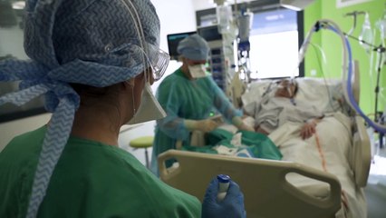 A l’hôpital de Saint-Denis, un service de réanimation Covid quasi plein et des soignants fatigués