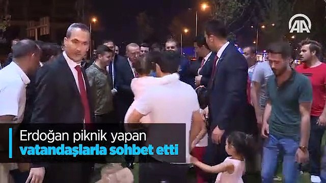 Erdoğan piknik yapan vatandaşlarla sohbet etti