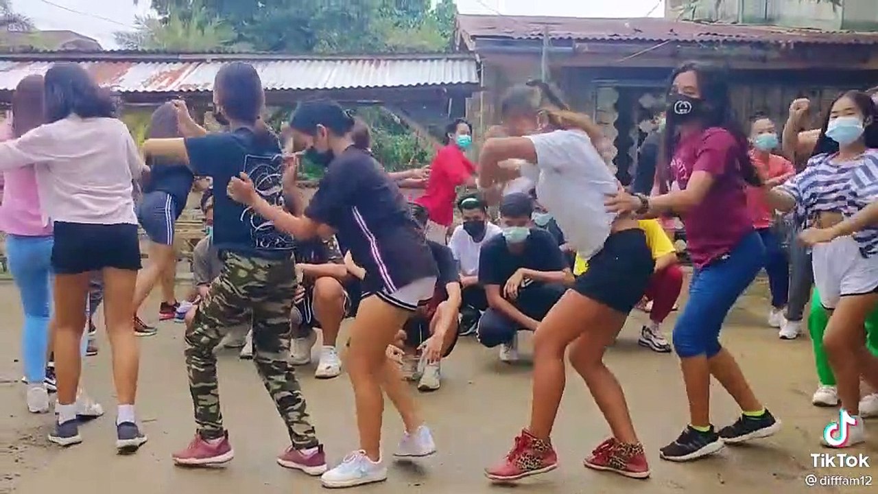 tiktok dance