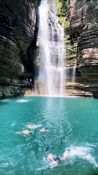 waterfalls 