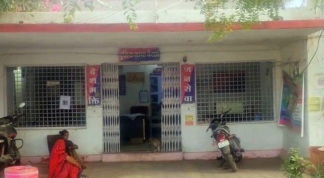 पूजन करने की बात को लेकर महिलाएं झगड़ी, केस दर्ज