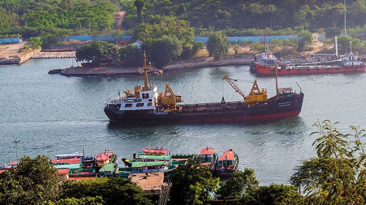 Gangavaram Port కొనుగోలు.. ఇక వైజాగ్ స్టీల్‌ప్ల...